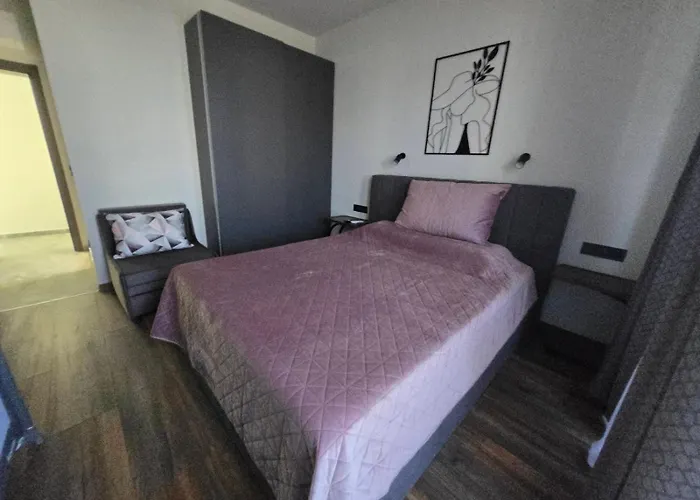 Amethyst, Private Pool With Heating And Salt Water Вилла Лозенец