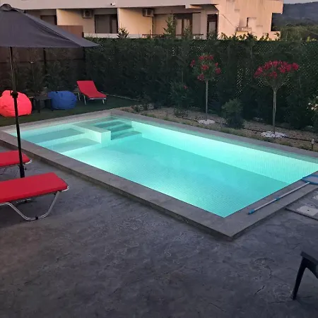 فيلة Amethyst, Private Pool With Heating And Salt Water *