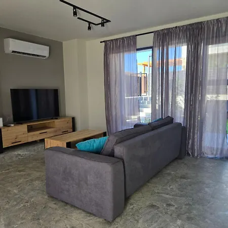 Amethyst, Private Pool With Heating And Salt Water 빌라 *