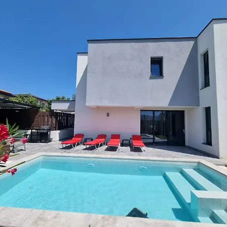 Villa Amethyst, Private Pool With Heating And Salt Water *